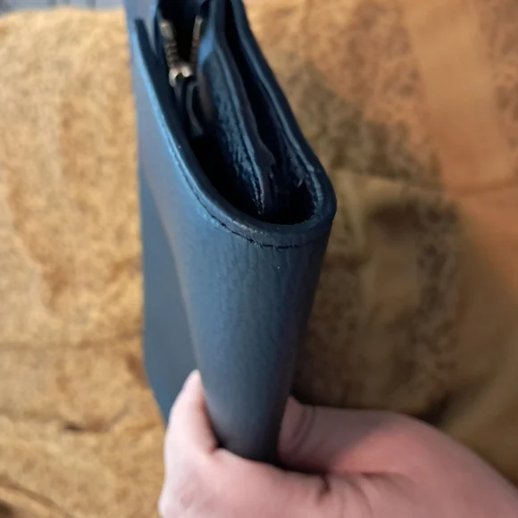 NWT Cuyana Black Pebbled Leather Laptop/ Tablet Sleeve - Picture 8 of 11